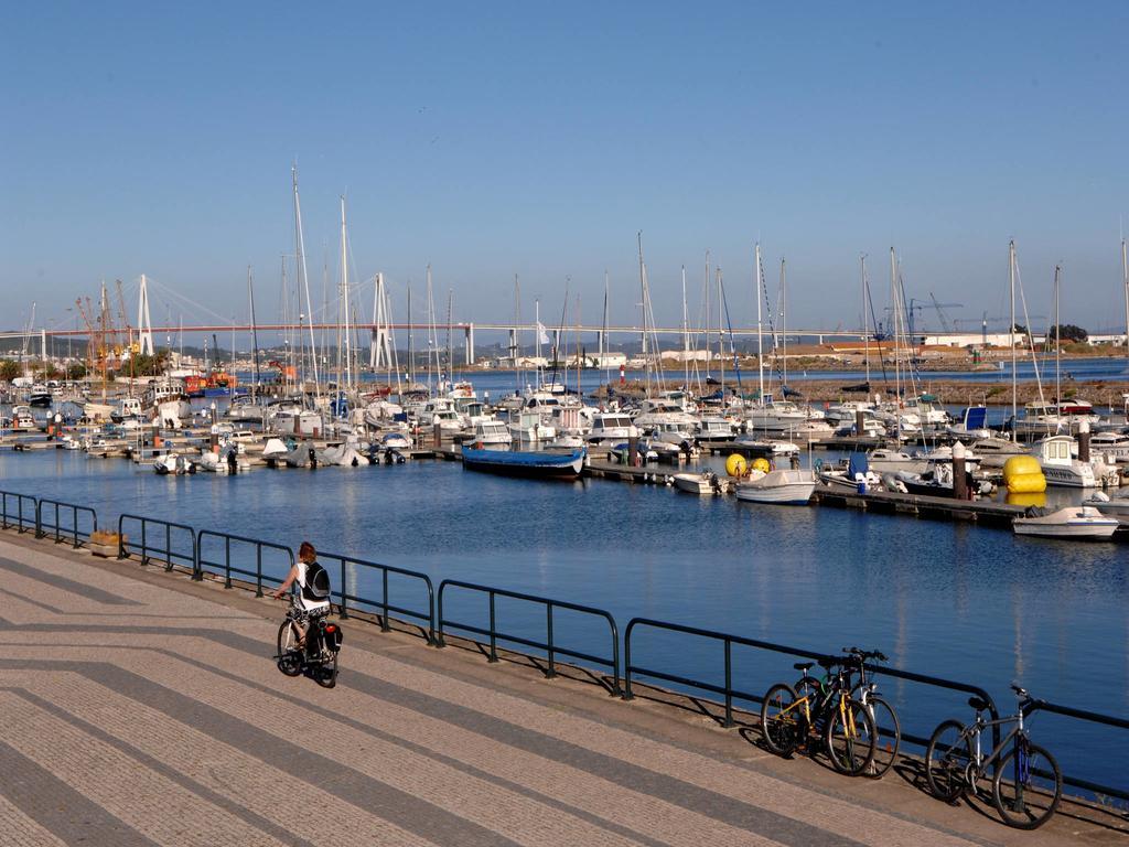 Marina Charming House Otel Figueira da Foz Dış mekan fotoğraf